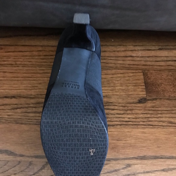 Stuart Weitzman Wrapitup Black Suede Heels - Picture 4 of 4